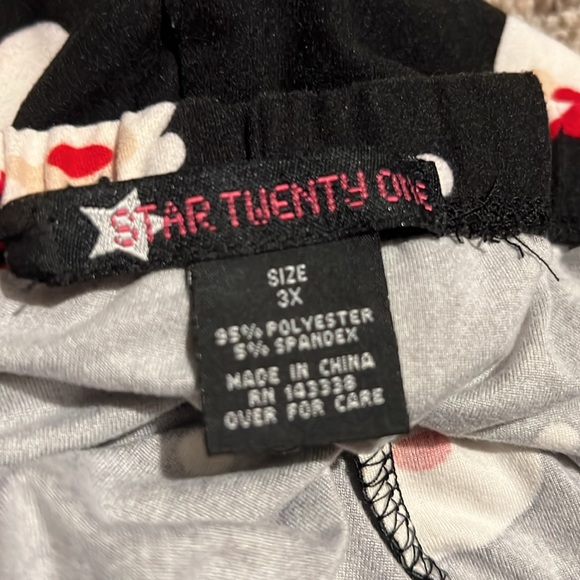 Super soft Santa pj pants - Picture 2 of 2